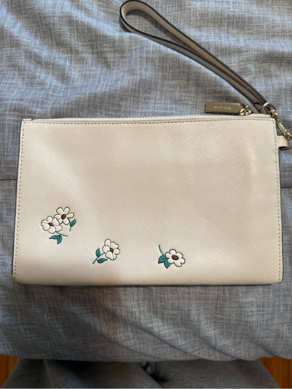 kate spade cream Tigger Floral Wristlet Clutch - Picture 2 of 2